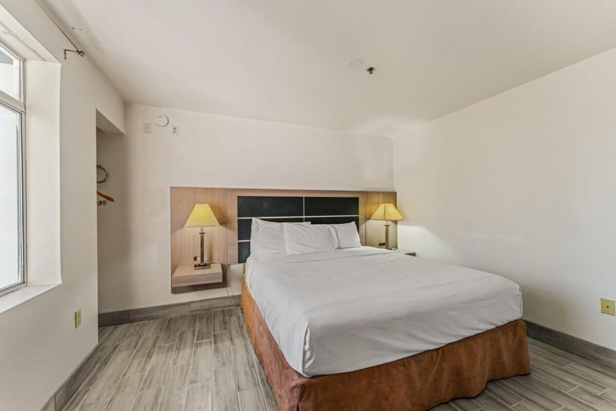 Chandler 2 Bd 1 Ba Apartment Lux2 Luaran gambar